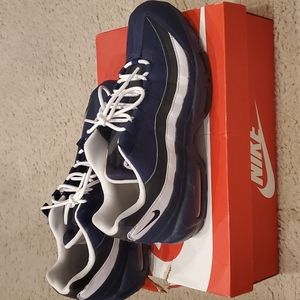 Mens  Airmax 95 size 9.5